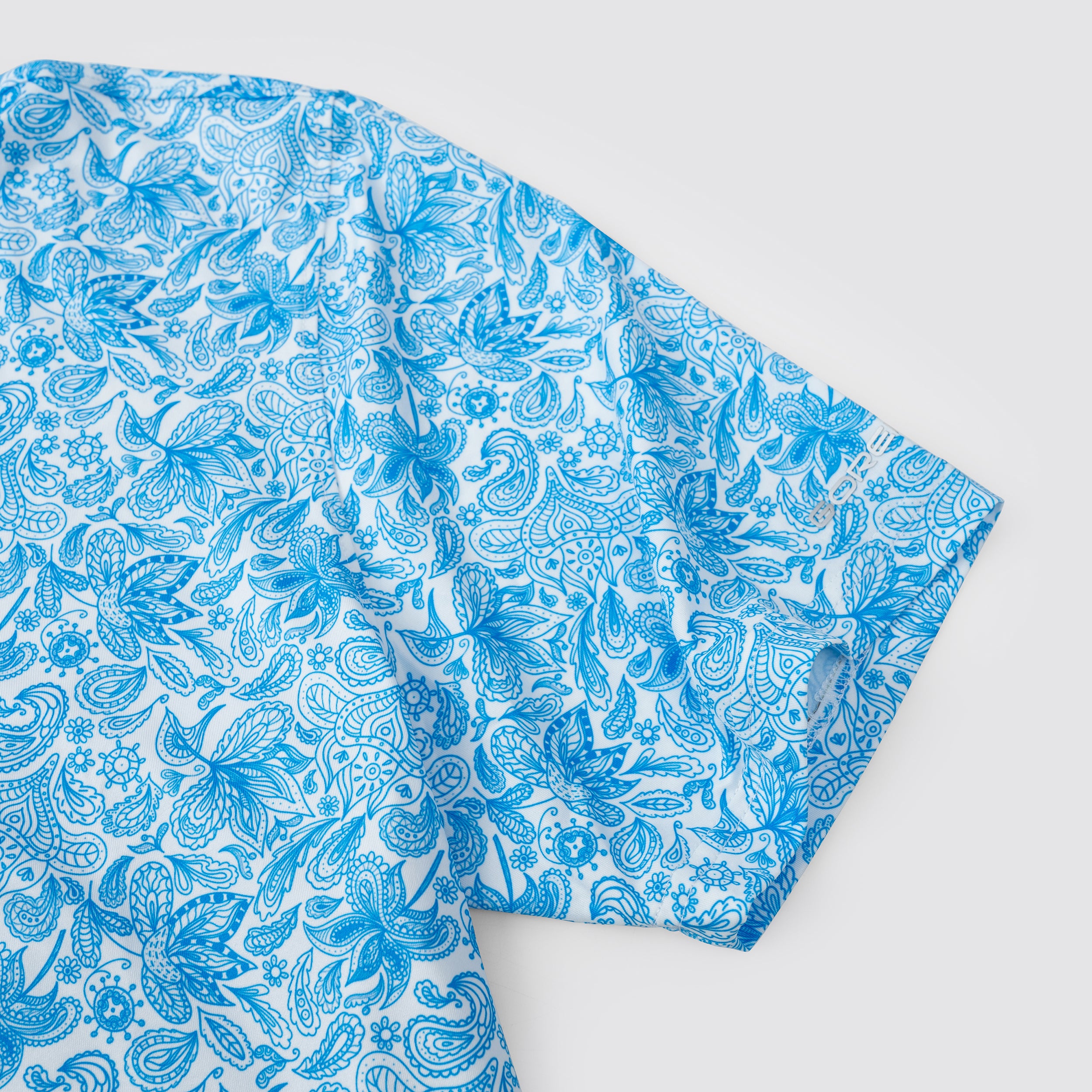 Sky Blue Paisley Men’s Performance Golf Polo